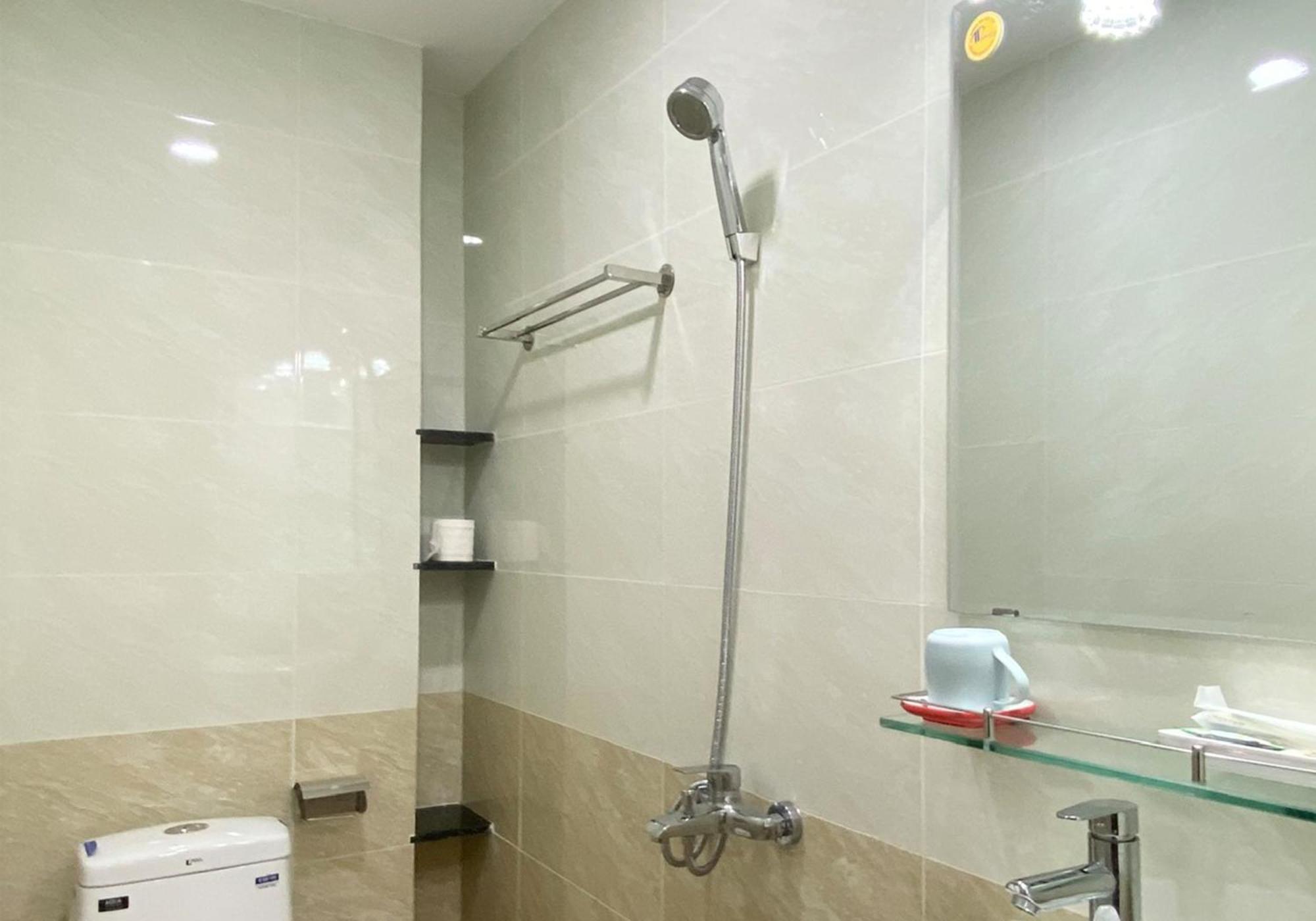 הו צ'י מין סיטי Thien Tai Hotel מראה חיצוני תמונה